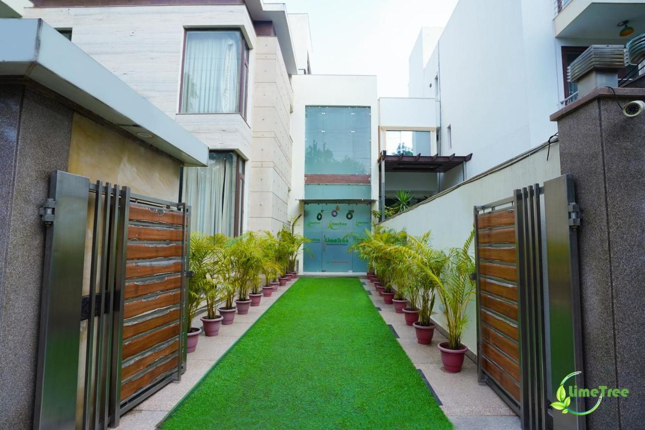 Lime Tree Hotel Sushant Lok Gurgaon Sector 29 Next To Iffco Chowk Metro Kültér fotó